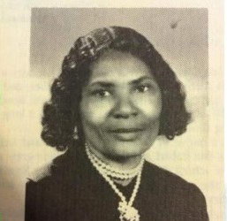 Linnie Wheatfall wearing pearls, an old portrait